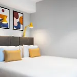 Staycity Frankfurt Airport 4*