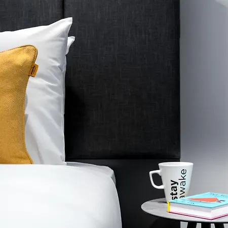 Staycity Frankfurt Airport Aparthotel 4*