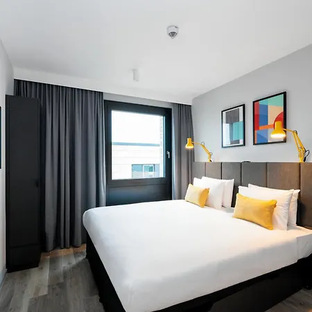 Staycity Frankfurt Airport 4* Frankfurt am Main