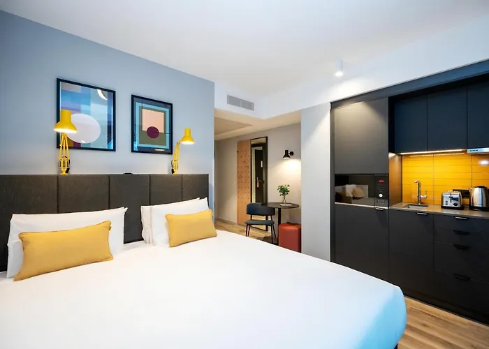 Staycity Frankfurt Airport Hotel