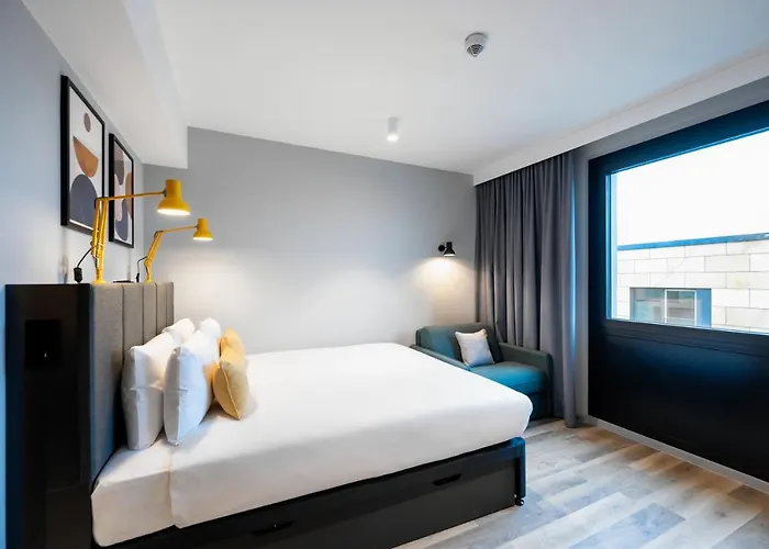 Hotel Staycity Frankfurt Airport 4*