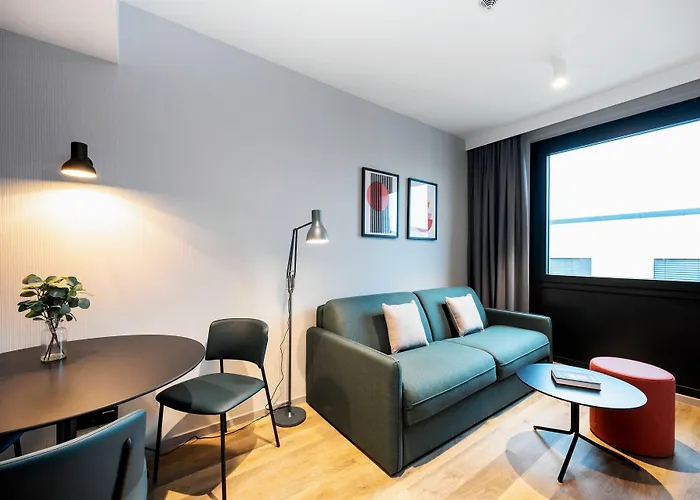 فندق Staycity Frankfurt Airport 4*