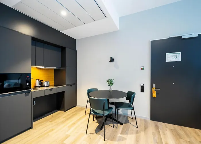 Staycity Frankfurt Airport Hotel