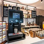 Staycity Frankfurt Airport Hotel 4*