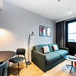 Hotel Staycity Frankfurt Airport 4*