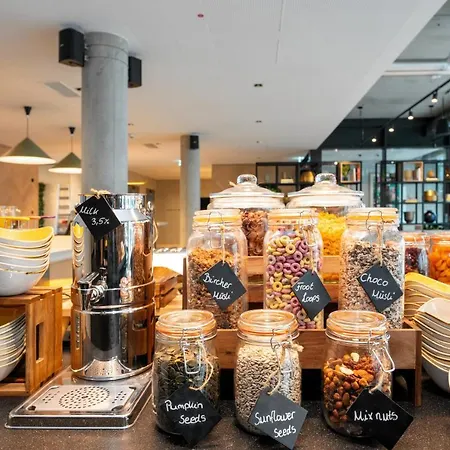 Ξενοδοχείο με διαμερίσματα Staycity Frankfurt Airport 4*