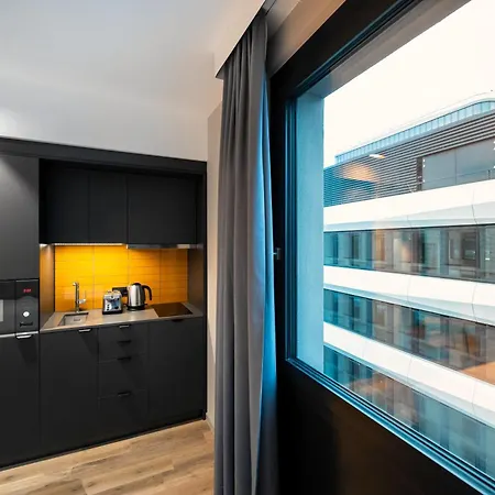 Apart Otel Staycity Frankfurt Airport 4*