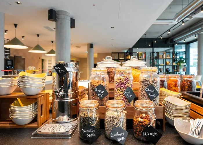 Отель Staycity Frankfurt Airport 4*