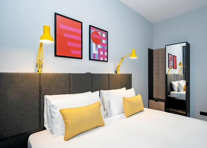 Staycity Frankfurt Airport Отель Франкфурт-на-Майне