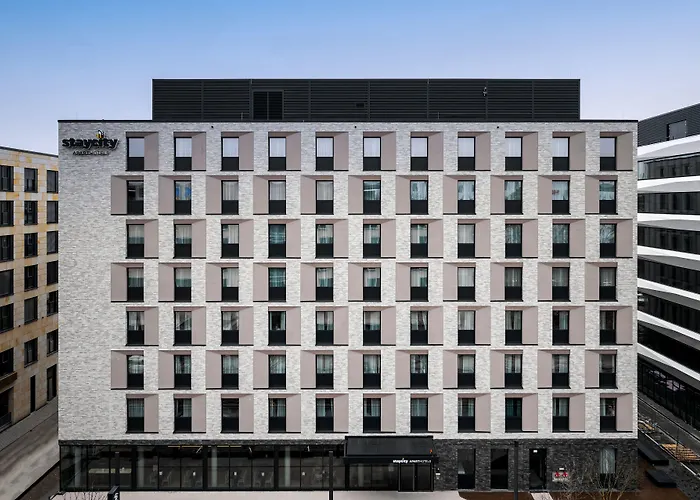 Staycity Frankfurt Airport 4* Франкфурт-на-Майне