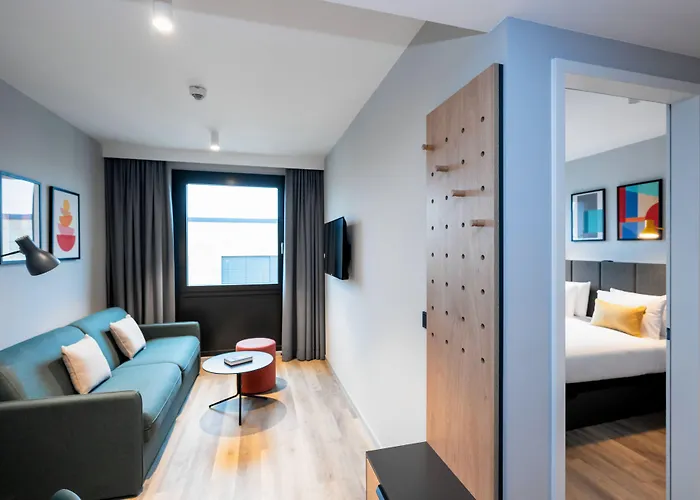 Отель Staycity Frankfurt Airport